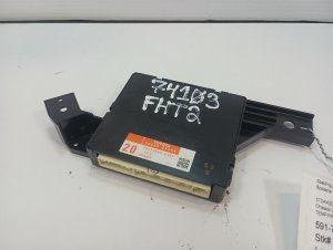 2015-2016 Toyota Sienna Front Temperature Control Module (Used OEM)