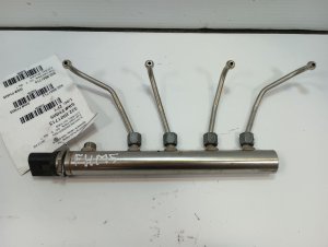 2016-2018 BMW X5 Fuel Injection Rail with Lines (Used OEM)