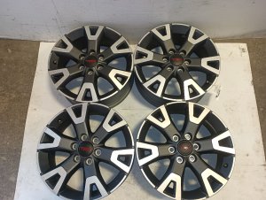 2025-2026 Toyota 4Runner Black 20x8 6 Y-Spoke Black Machined Alloy Wheel (Used OEM)