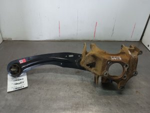 2017-2019 Ford Escape Rear Stub Axle with Hub - Right (Passenger) (Used OEM)