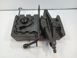 2012-2017 Toyota Camry Scissor Jack with Tools (Used OEM)