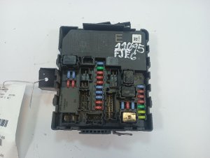 2013-2015 Nissan TITAN Fuse Box (Used OEM)