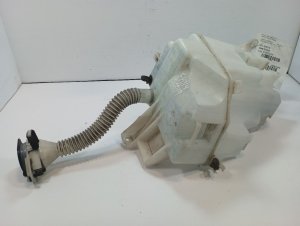 2006-2007 Toyota RAV4 Washer Fluid Reservoir with Front and Rear Pumps (Used OEM)