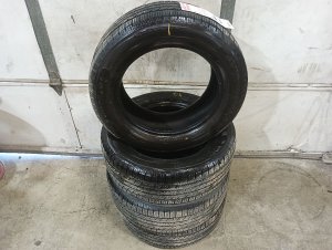 2016-2021 Hyundai Tucson Yokohama Avid Ascend LX 225/60R17 Tire (Used OEM)