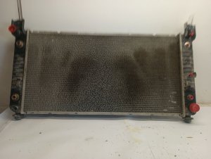 2004-2014 Cadillac Escalade Radiator Assembly with Engine Oil Cooler (Used OEM)