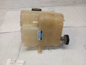 2017-2019 GMC Sierra 2500 HD Engine Coolant Reservoir (Used OEM)