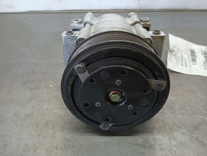 1999-2003 Ford F-550 Super Duty A/C Compressor (Used OEM)