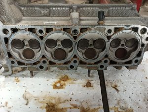 2009-2010 Ford F-150 Engine Cylinder Head - Right (Passenger) (Used OEM)