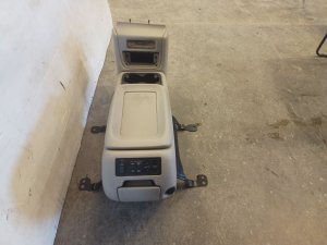 2000-2002 GMC Yukon XL 1500 Tan Floor Console Panel with Rear Controls (Used OEM)