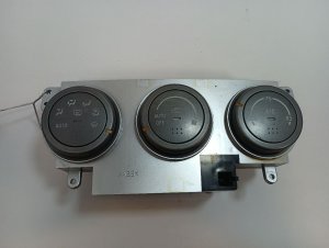 2005-2007 Subaru Impreza Temperature Control Module (Used OEM)