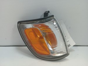 1999-2002 Toyota 4Runner Upper Parking Light - Right (Passenger) (Used OEM)