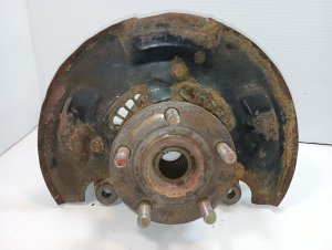2003-2006 Subaru Baja Front Steering Knuckle - Right (Passenger) (Used OEM)