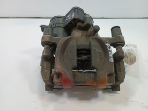 2016-2019 Subaru Outback Disc Brake Caliper - Right (Passenger) (Used OEM)