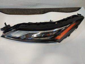 2021-2025 Nissan Rogue Halogen Headlight Assembly - Left (Driver) (Used OEM)