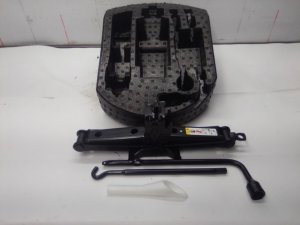 2011-2022 Jeep Grand Cherokee Scissor Jack with Tools and Foam Holder (Used OEM)