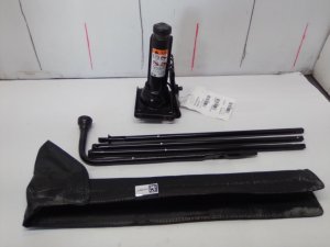 2021-2026 GMC Yukon XL Scissor Jack (Used OEM)