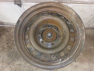 2001-2004 Toyota Tacoma 16-Hole Steel Wheel (Used OEM)