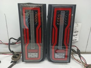 2003-2004 Hummer H2 LED Taillight Assembly - Left (Driver) (Used OEM)