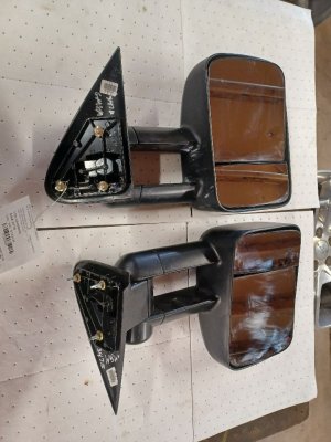 2000-2006 Chevrolet Suburban 2500 Black Side/Door Mirror - Left (Driver) (Used OEM)