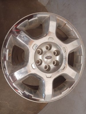 2013-2014 Ford F-150 Chrome Wheel (Used OEM)