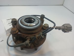 2020-2025 Nissan Frontier Front 4WD Hub Assembly (Used OEM)
