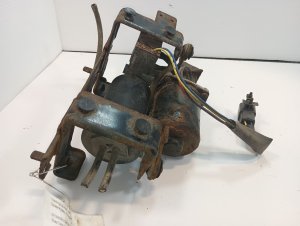 2004 Nissan Pathfinder Armada Suspension Self-Leveling Air Compressor Assembly (Used OEM)