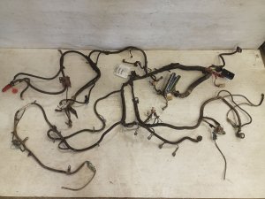 2004-2005 Cadillac Escalade Engine Wiring Harness (Used OEM)