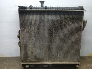 2004-2015 Nissan Armada Radiator (Used OEM)