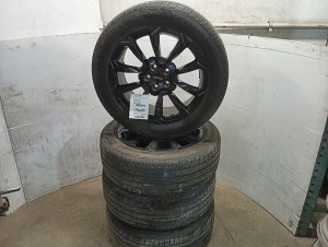2025-2026 GMC Terrain Black 19x7.5 Gloss Black Alloy Wheel (Used OEM)