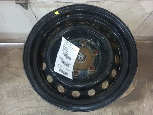 1997-2004 Toyota Tacoma Black 15x7 16-Hole Steel Wheel (Used OEM)
