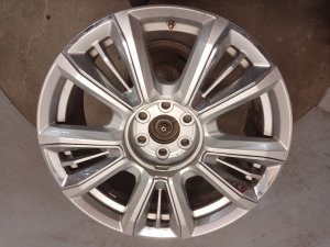 2022-2024 GMC Yukon Chrome 22x9 10-Spoke Bright Hyper Alloy Wheel with Chrome Inserts (Used OEM)