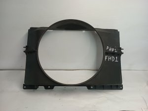 2001-2005 GMC Sierra 2500 HD Engine Cooling Fan Shroud (Used OEM)