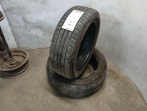 2020-2025 Toyota Highlander 235/55R20 Tire Set (Pair) (Used OEM)