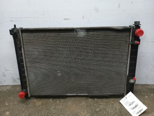 2011-2014 Nissan Murano Radiator (Used OEM)