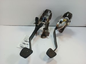 2009-2011 Acura TSX Brake and Clutch Pedal Assembly (Used OEM)
