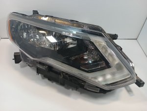 2017-2020 Nissan Rogue Headlight Assembly - Right (Passenger) (Used OEM)