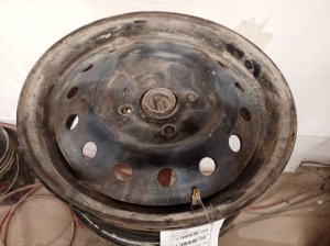 1993-2001 Nissan Altima Black 15x6 Steel Wheel (Used OEM)