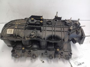 2009 Hummer H3T Engine Intake Manifold (Used OEM)