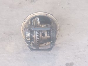 2005-2008 Toyota Tacoma Rear Differential Carrier Assembly with 3.73 Gear Ratio and Locking Differential (Used OEM)