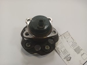 2012-2018 Toyota Prius V Rear Wheel Hub and Bearing Assembly (Used OEM)