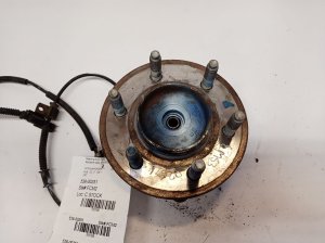 2011-2014 Lincoln Navigator Front 4WD 6-Lug Wheel Hub Assembly (Used OEM)