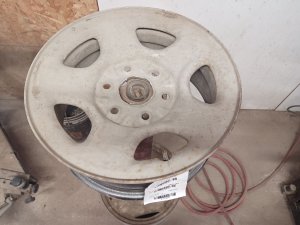 2003-2008 Chevrolet G10 Chrome 16x6.5 6-Lug Chrome Alloy Wheel (Used OEM)