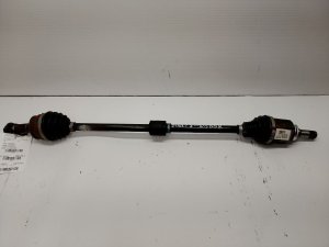2019-2025 Chevrolet Malibu Front Drive Axle Shaft Assembly - Right (Passenger) (Used OEM)