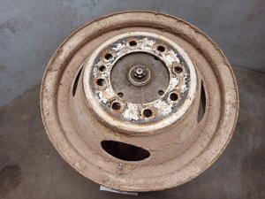 2007-2019 Ford E-350 Super Duty 8-Lug 4-Oval Hole Steel Wheel (Used OEM)