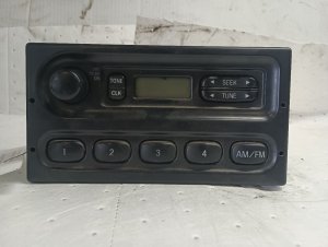 2006-2008 Ford E-350 Super Duty AM/FM Radio (Used OEM)