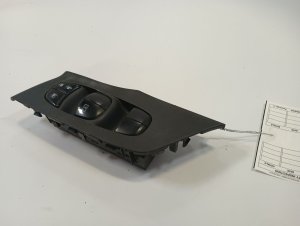 2013-2018 Nissan Altima Black Master Power Window and Door Lock Switch - Left (Driver) (Used OEM)