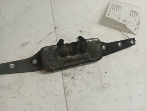 1988-2011 Freightliner FLD120 Door Lock Key - Left (Driver) (Used OEM)