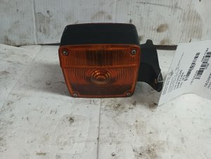 1973-1980 GMC Jimmy Fender Mounted Turn Signal Light (Used OEM)