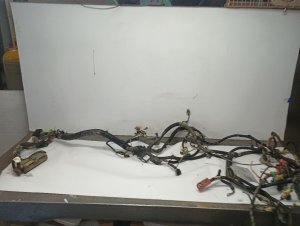2003-2006 Cadillac Escalade Engine Wiring Harness (Used OEM)