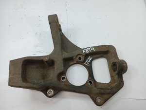 2016 GMC Yukon XL Front Steering Knuckle - Left (Driver) (Used OEM)